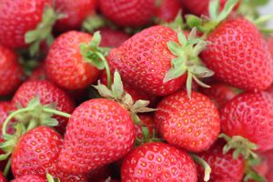 Top 10 health benefits of strawberries 